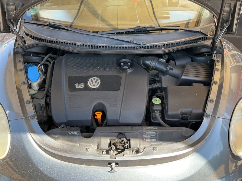 Volkswagen New Beetle 1.6 — zdjęcie 8