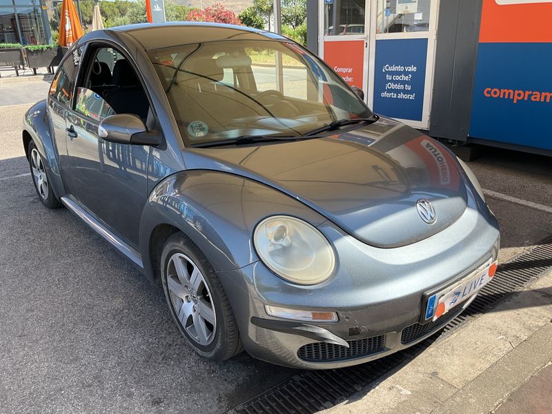 Volkswagen New Beetle 1.6 — zdjęcie 6