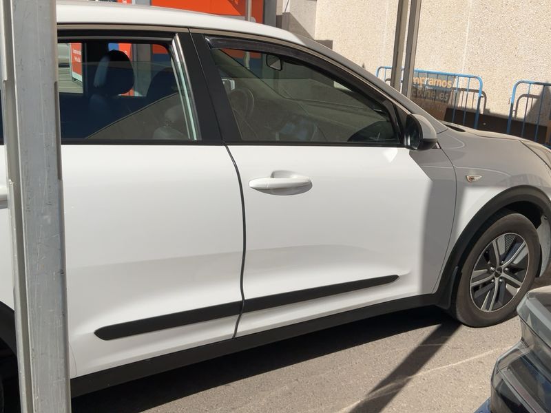 Kia Niro 1.6 Hybrid Concept — zdjęcie 7