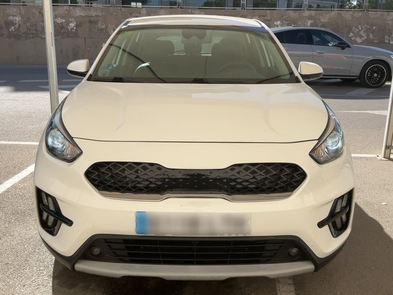 Kia Niro 1.6 Hybrid Concept — zdjęcie 9