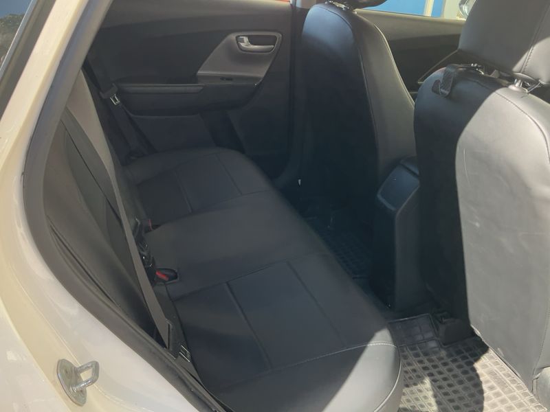Kia Niro 1.6 Hybrid Concept — zdjęcie 14