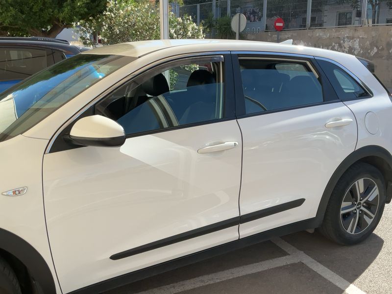Kia Niro 1.6 Hybrid Concept — zdjęcie 4