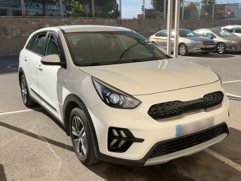 Kia Niro 1.6 Hybrid Concept — zdjęcie 8
