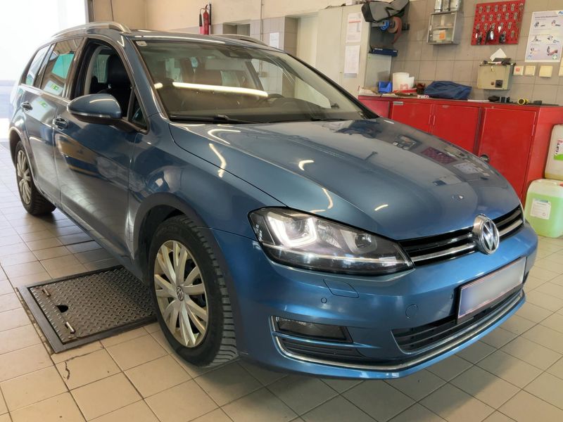 Volkswagen Golf VII 2.0 TDI Highline BlueMotion Tech 2013 – снимка 12