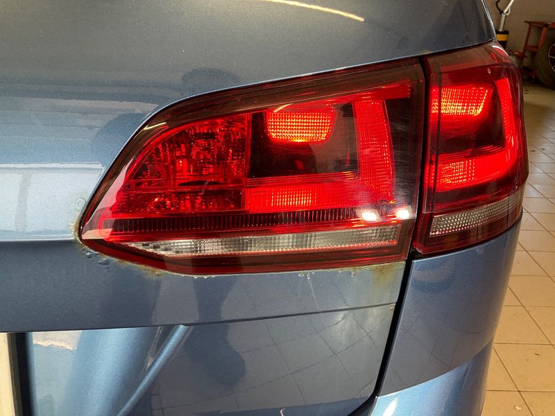 Volkswagen Golf VII 2.0 TDI Highline BlueMotion Tech 2013 – снимка 41