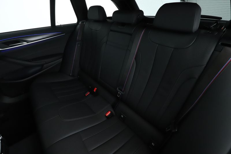 BMW 5er 520d Mild-Hybrid 2022 – снимка 19