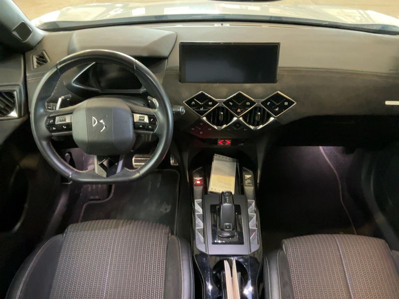 DS Automobiles DS3 Crossback 1.2 PureTech Performance Line — zdjęcie 12