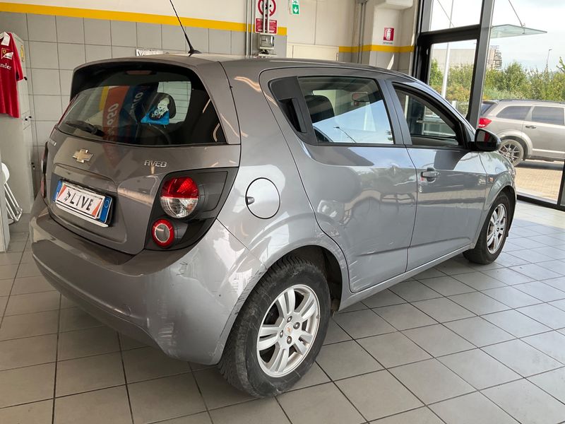 Chevrolet Aveo 1.2 LT — zdjęcie 2