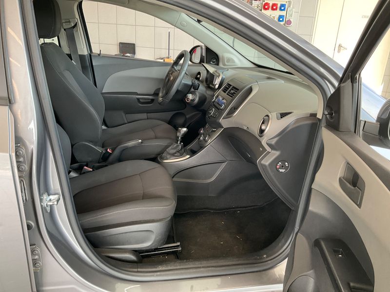 Chevrolet Aveo 1.2 LT — zdjęcie 3