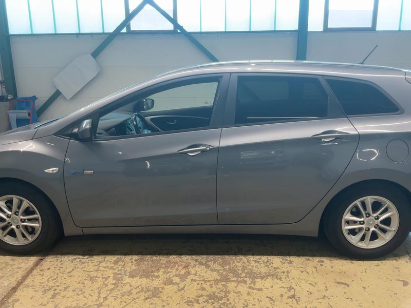 Hyundai i30 1.6 CRDi Trend blue 2013 – снимка 4