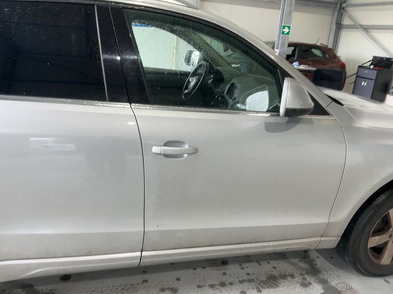Audi Q5 2.0 TFSI quattro 2010 – снимка 10