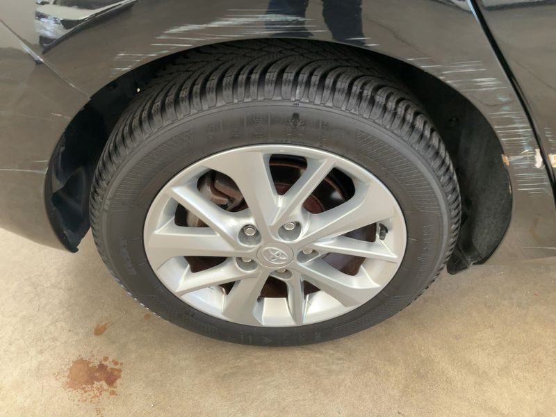 Toyota Auris 1.4 Turbodiesel Active 2013 – снимка 9