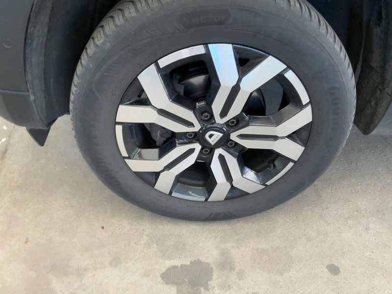 Dacia Duster 1.5 Blue dCi Prestige 4x4 2021 – снимка 3