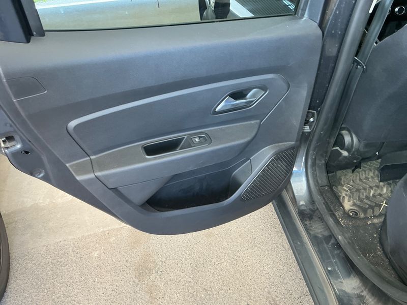 Dacia Duster 1.5 Blue dCi Prestige 4x4 2021 – снимка 29