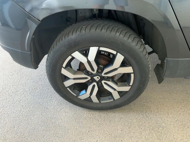 Dacia Duster 1.5 Blue dCi Prestige 4x4 2021 – снимка 9