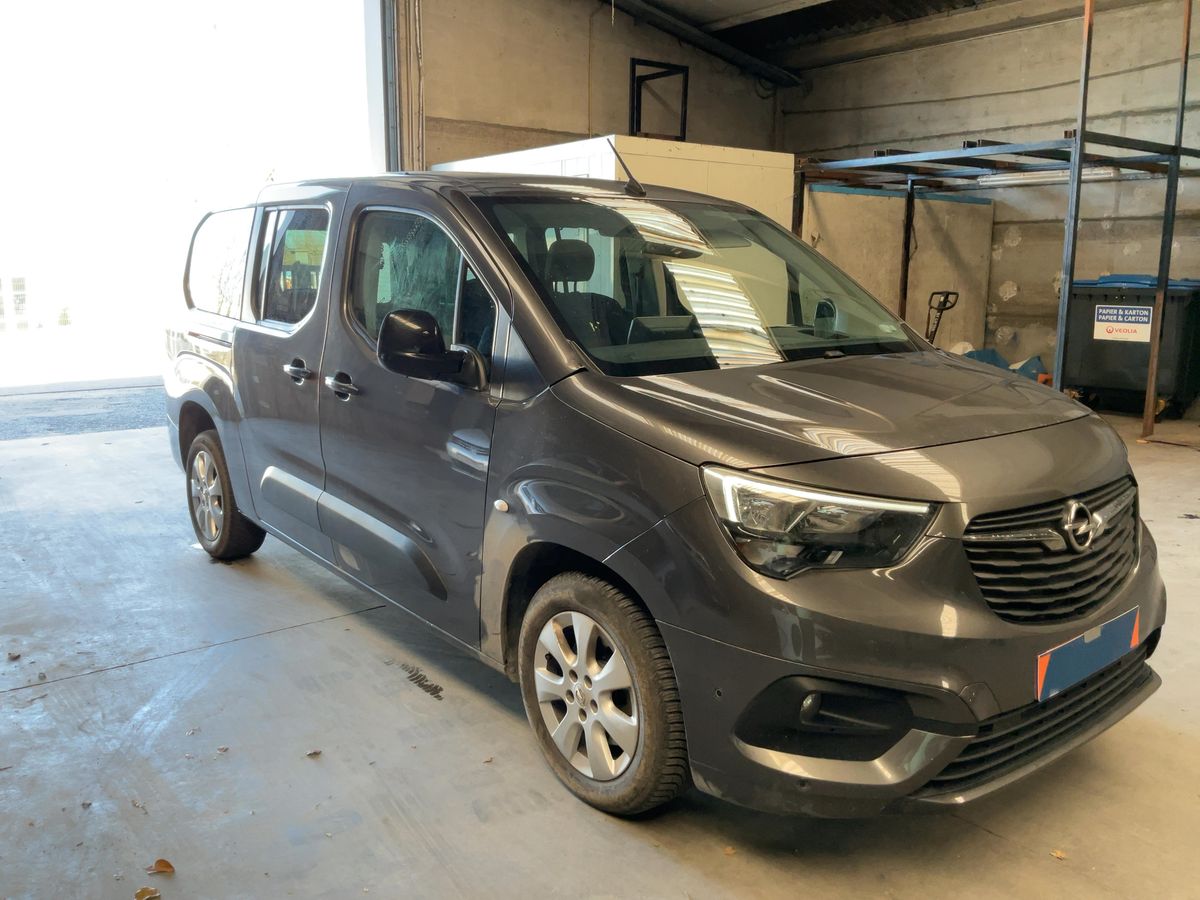 Opel Combo 2021 — photo 13