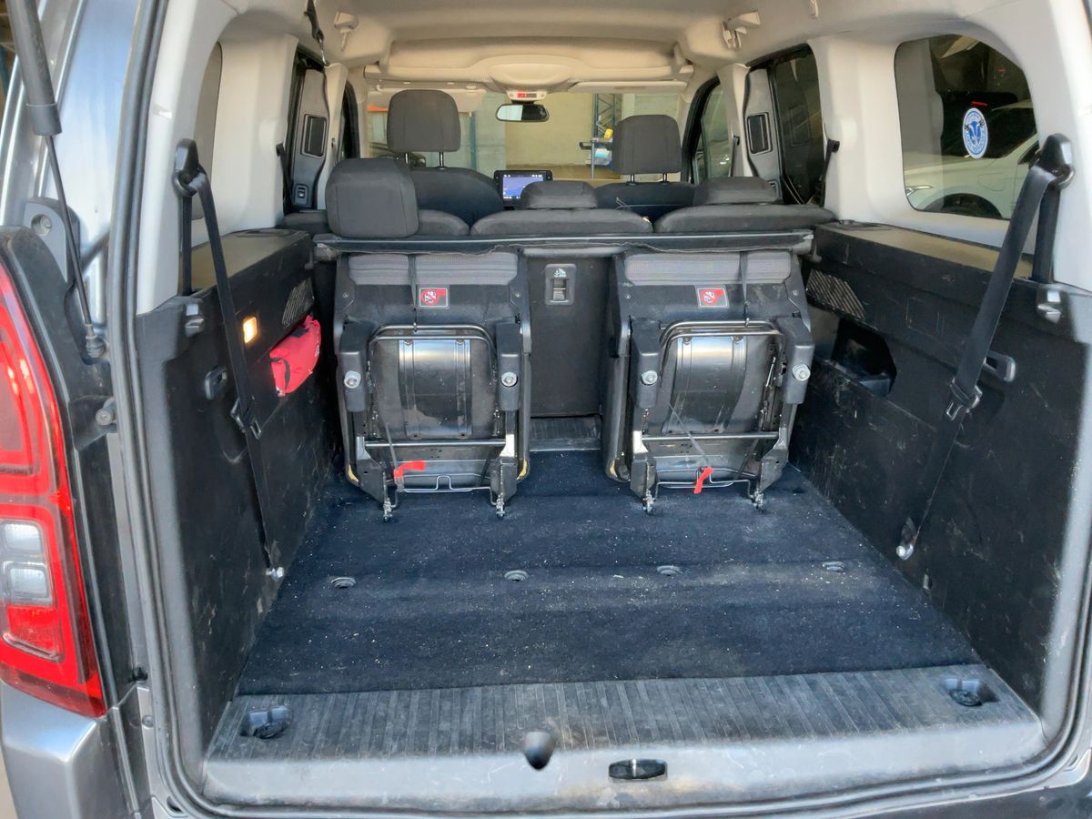 Opel Combo 2021 — photo 16