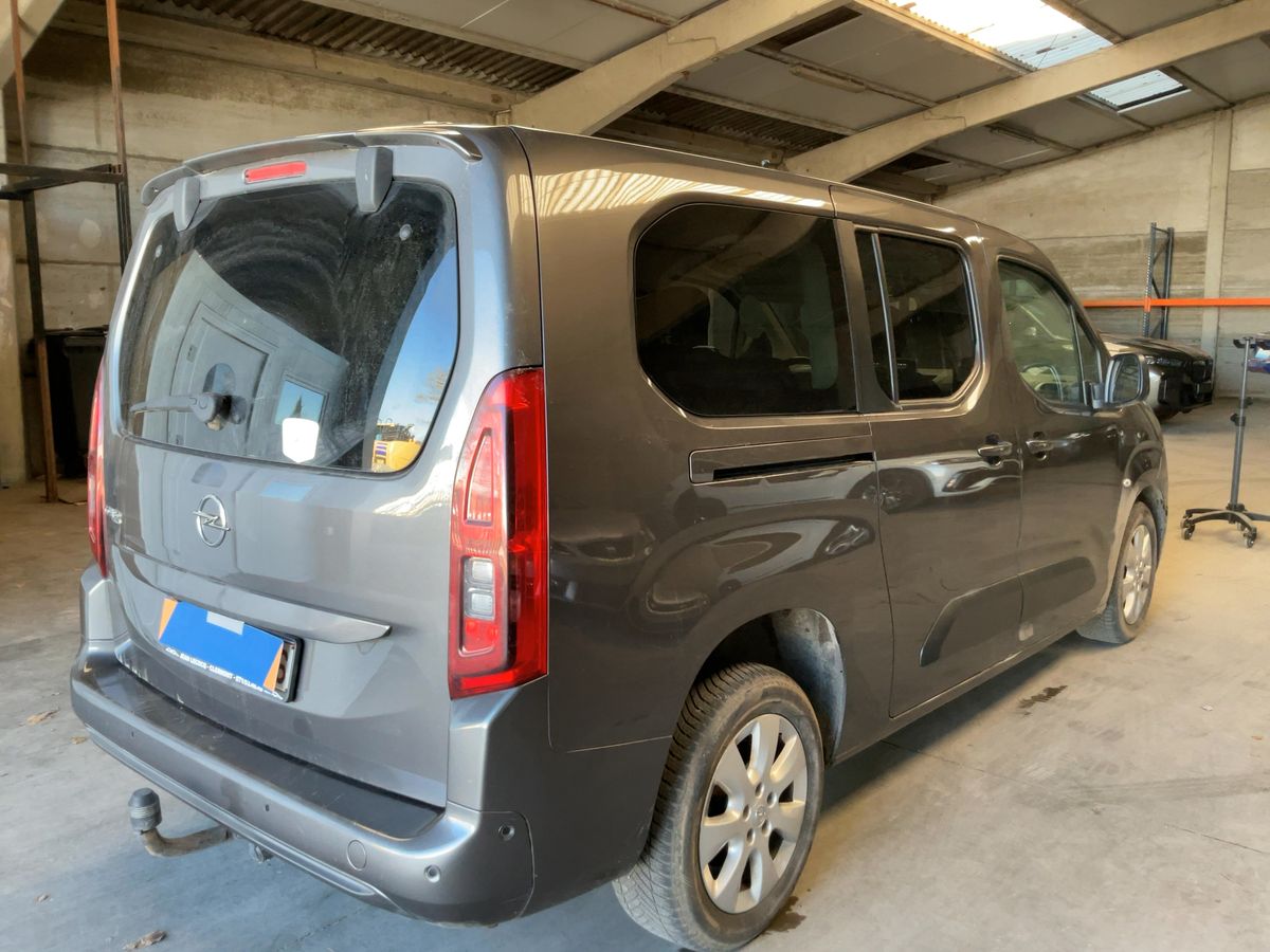 Opel Combo 2021 — photo 9