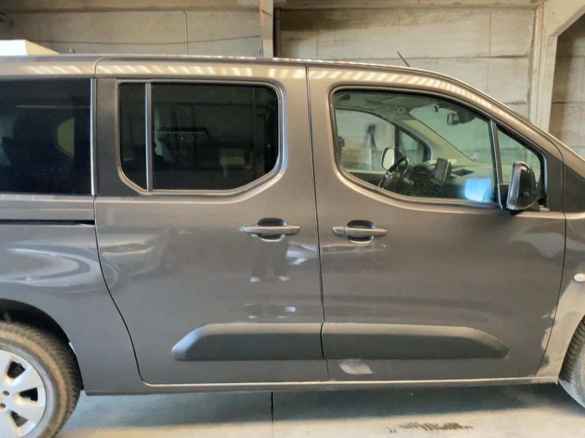 Opel Combo 2021 — photo 11