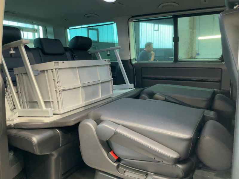 Volkswagen T6 Multivan 2.0 TDI Highline 4Motion — zdjęcie 14