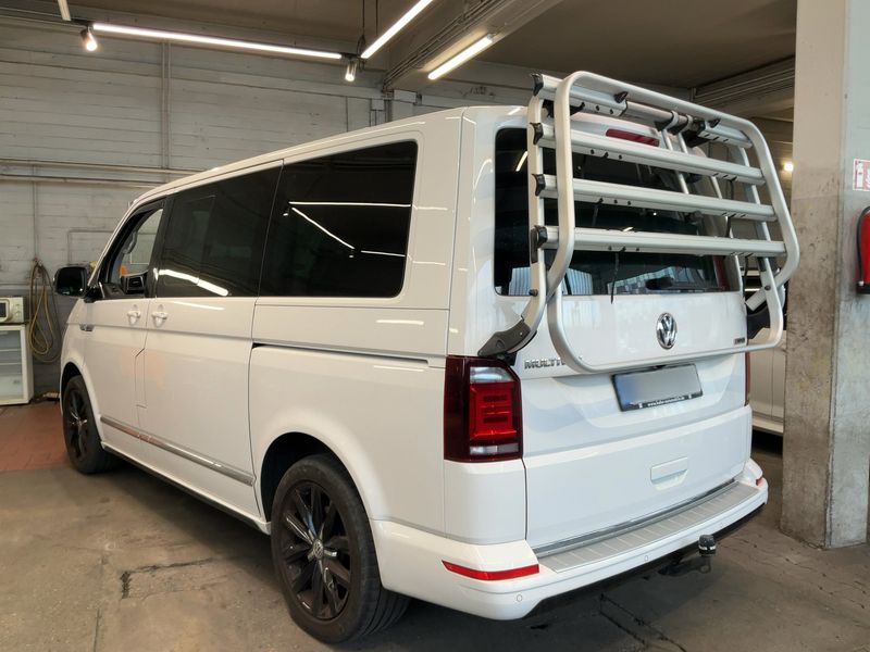 Volkswagen T6 Multivan 2.0 TDI Highline 4Motion — zdjęcie 3