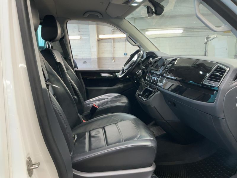 Volkswagen T6 Multivan 2.0 TDI Highline 4Motion — zdjęcie 11