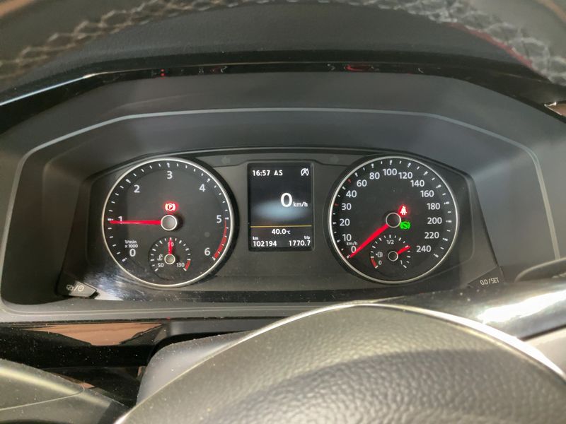 Volkswagen T6 Multivan 2.0 TDI Highline 4Motion — zdjęcie 13