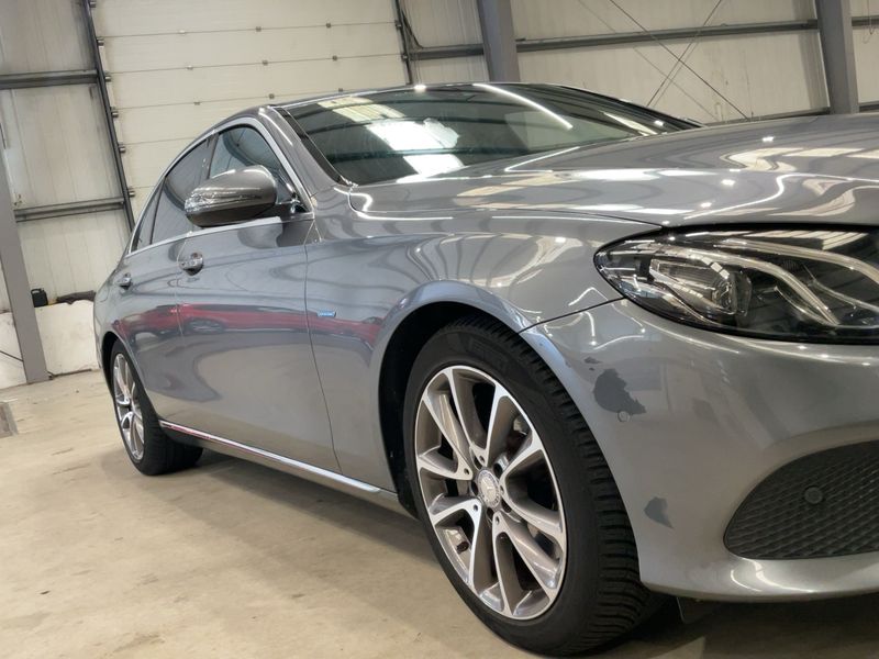 Mercedes-Benz E-Klasse E 350e Avantgarde — zdjęcie 8