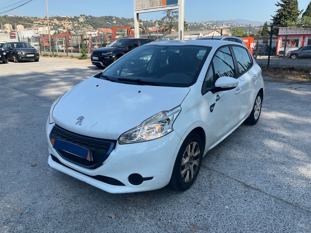Peugeot 208 2015