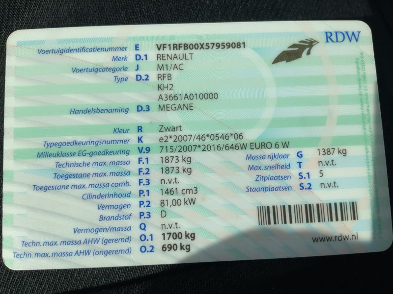 Renault Megane 1.5 dCi Energy Zen — zdjęcie 15