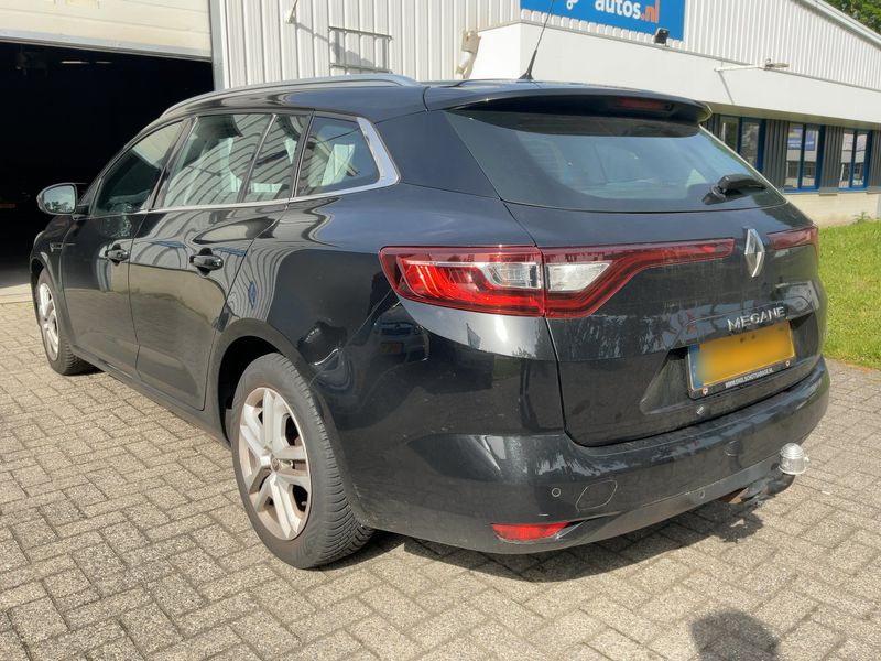 Renault Megane 1.5 dCi Energy Zen — zdjęcie 3
