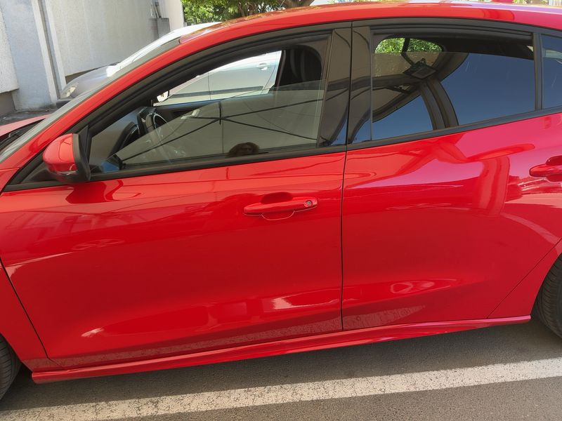 Ford Focus 1.5 TDCi EcoBlue ST-Line — zdjęcie 4