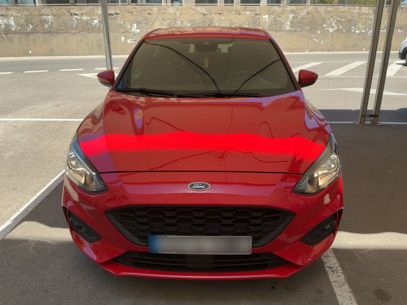 Ford Focus 1.5 TDCi EcoBlue ST-Line — zdjęcie 9