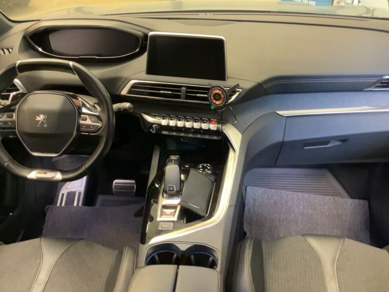 Peugeot 5008 1.6 PureTech GT 2019 – снимка 17