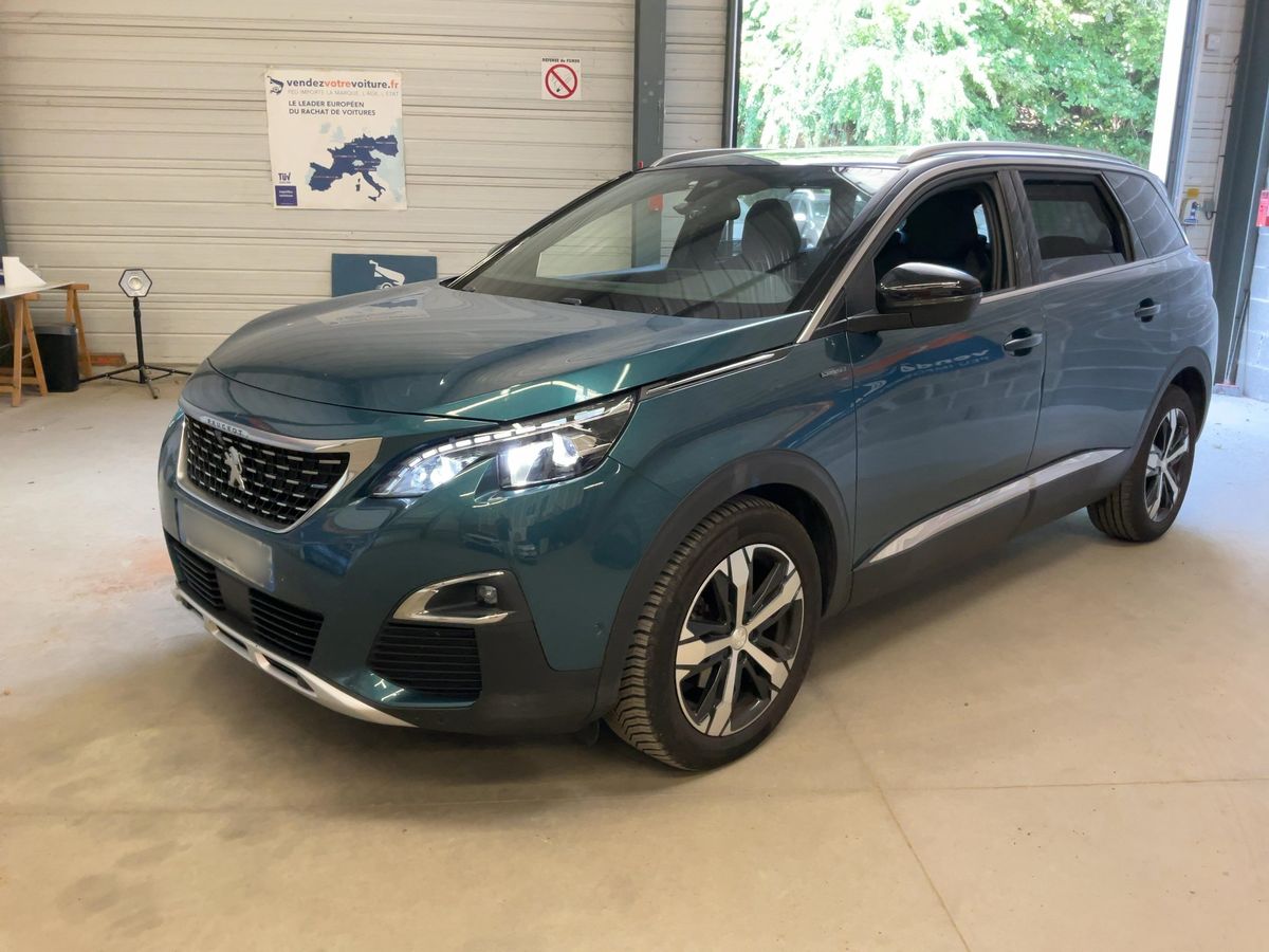 Peugeot 5008 2019 — photo 1