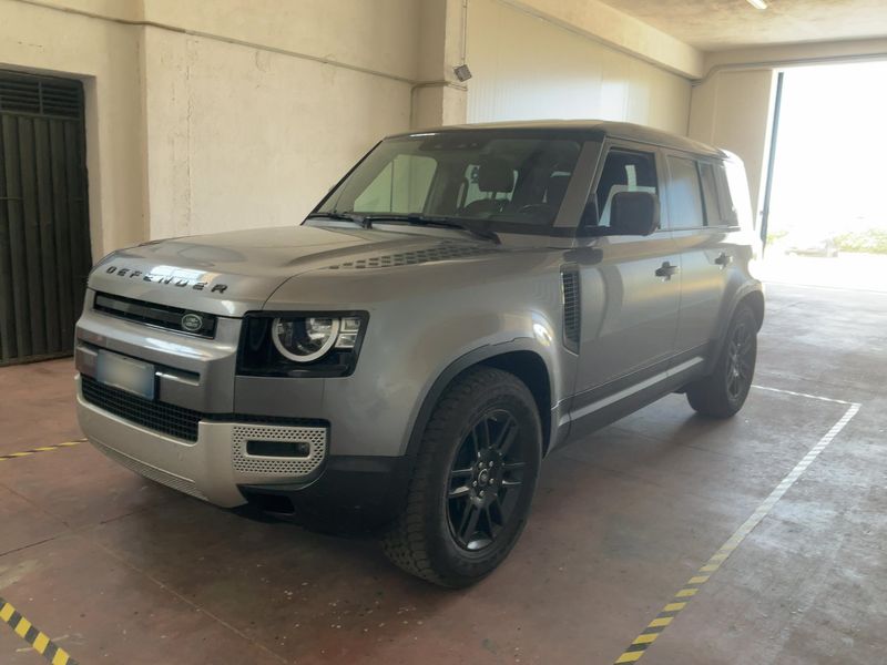 Land Rover Defender D240 110 S