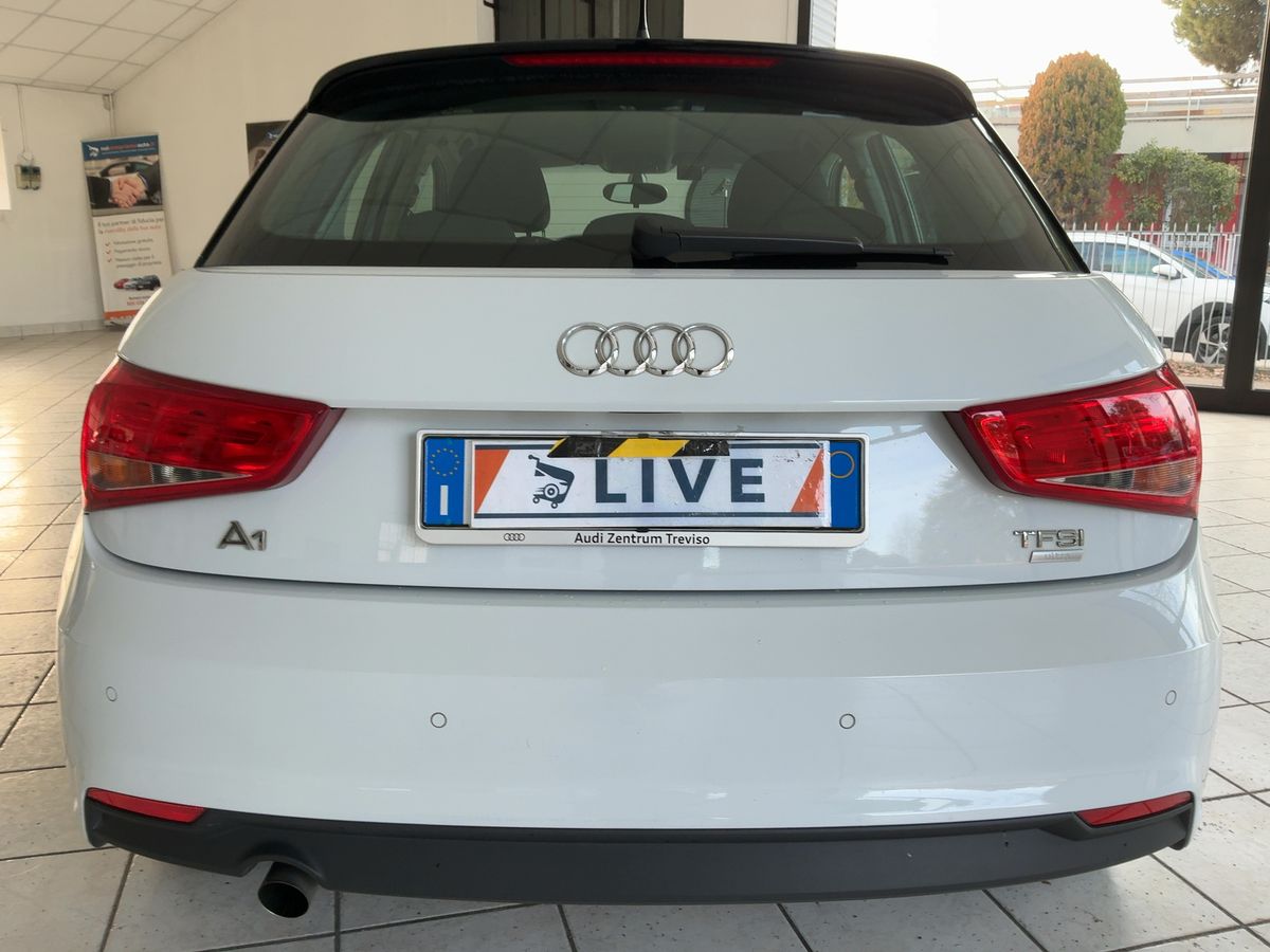 Audi A1 2017 — photo 8