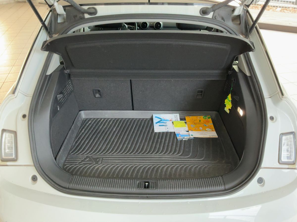 Audi A1 2017 — photo 16