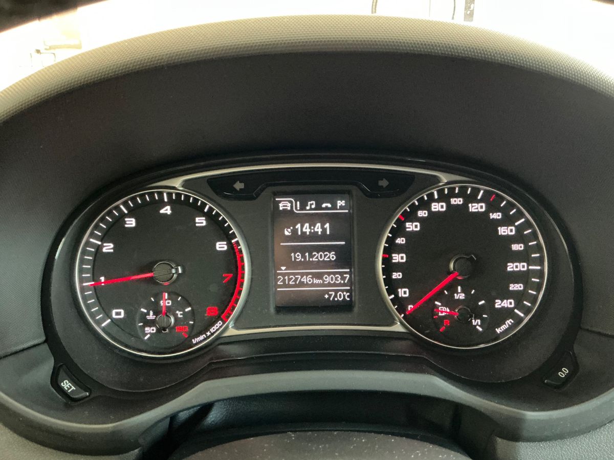 Audi A1 2017 — photo 19