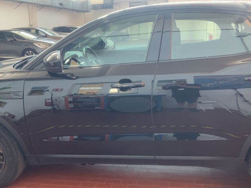 Jaguar E-Pace D165 Mild-Hybrid AWD — zdjęcie 4