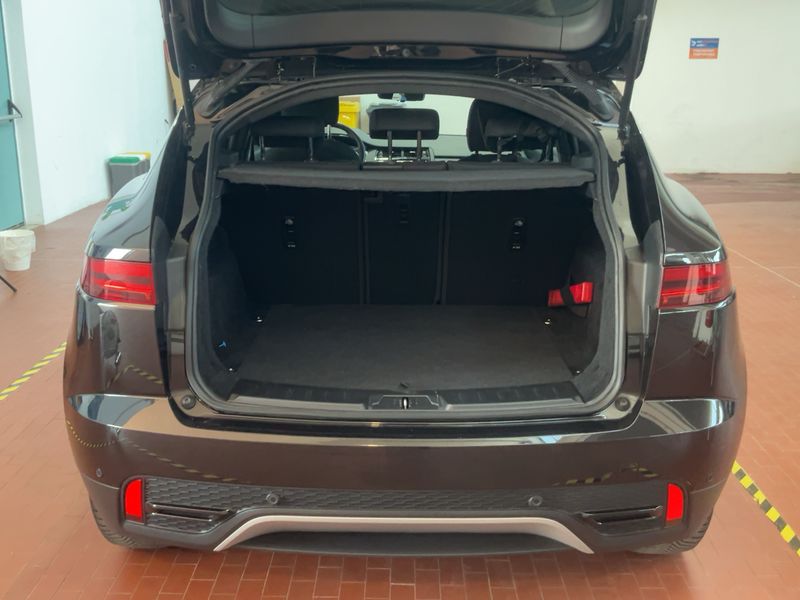 Jaguar E-Pace D165 Mild-Hybrid AWD — zdjęcie 10