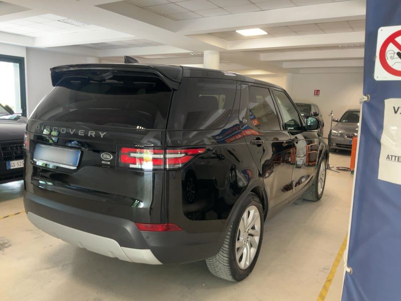 Land Rover Discovery 5 2.0 TD Sd4 SD4 HSE — zdjęcie 6