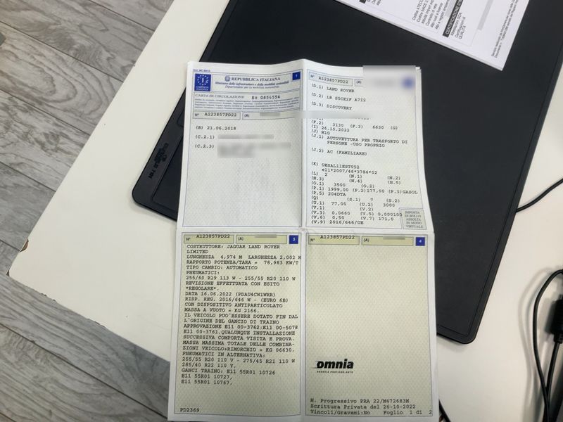 Land Rover Discovery 5 2.0 TD Sd4 SD4 HSE — zdjęcie 15