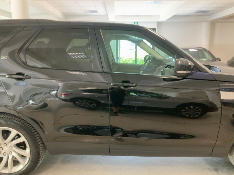 Land Rover Discovery 5 2.0 TD Sd4 SD4 HSE — zdjęcie 7