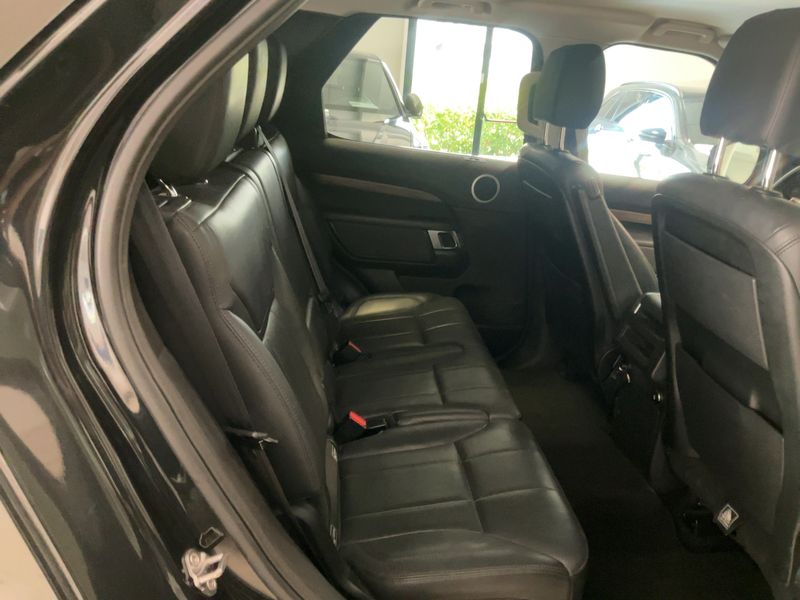 Land Rover Discovery 5 2.0 TD Sd4 SD4 HSE — zdjęcie 14
