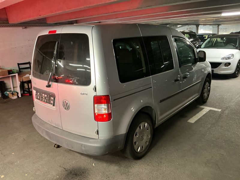 Volkswagen Caddy 1.4 Life — zdjęcie 2