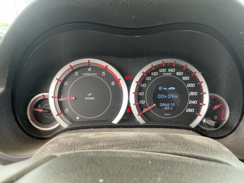 Honda Accord 2.2 DTEC Type S — zdjęcie 13