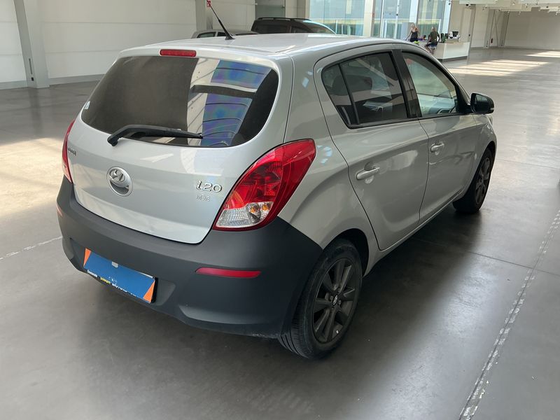 Hyundai i20 1.2 Classic — zdjęcie 2