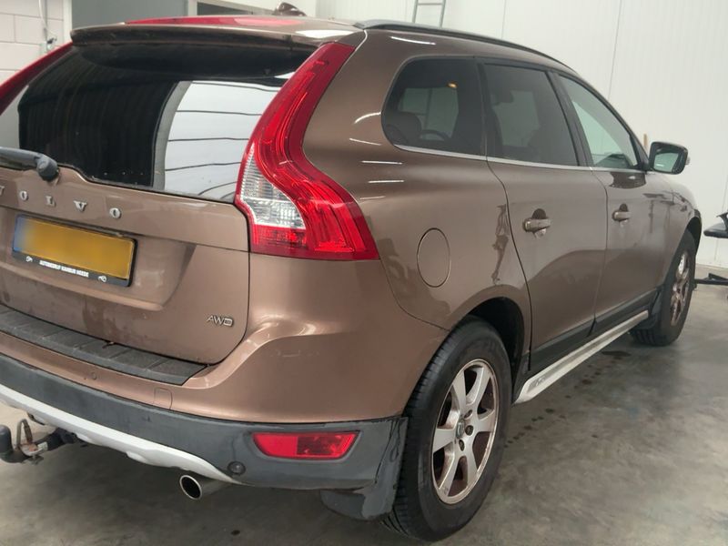 Volvo XC60 3.0 T6 Summum AWD — zdjęcie 6