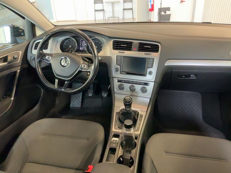 Volkswagen Golf VII 1.2 TSI Comfortline BlueMotion Tech — zdjęcie 12